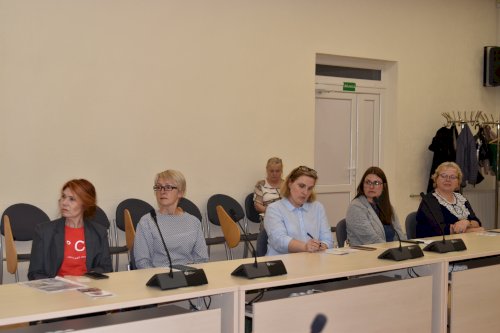 Seminaras „Lietuvos kurčiųjų bendruomenė: prieinamumo iššūkiai ir galimybės“ Mažeikiuose 2022-06-08